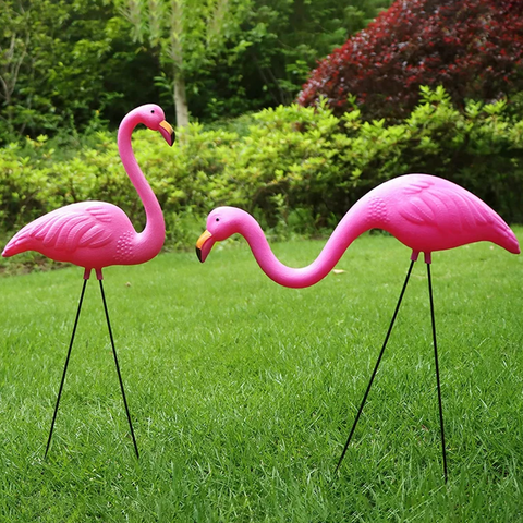 Flamingo Yard Ornaments (2 Piece Set)